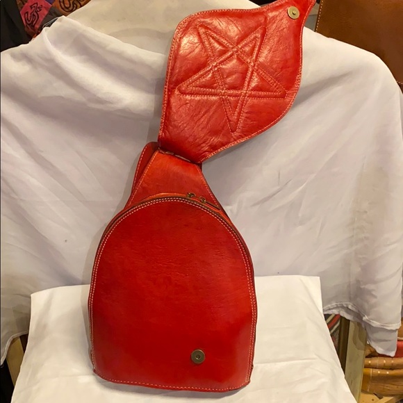 Moroccan Leather Crossbody Backpack - Picture 4 of 13
